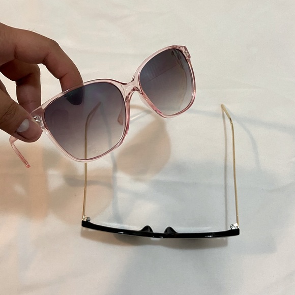 ❗️FINAL SALE❗️2pc Sunglass Set - Picture 6 of 6